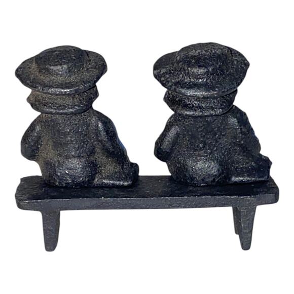 Vintage John Wright Cast Iron Amish 2 Boys on Bench 1997 Hand Painted Figurines - Picture 4 of 11